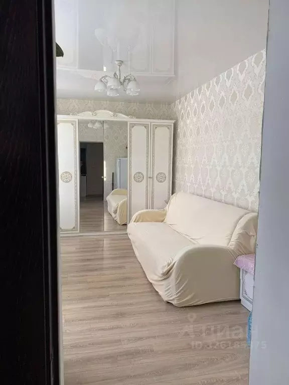 Дом в Свердловская область, Екатеринбург ул. Патриотов, 47 (60 м) - Фото 2