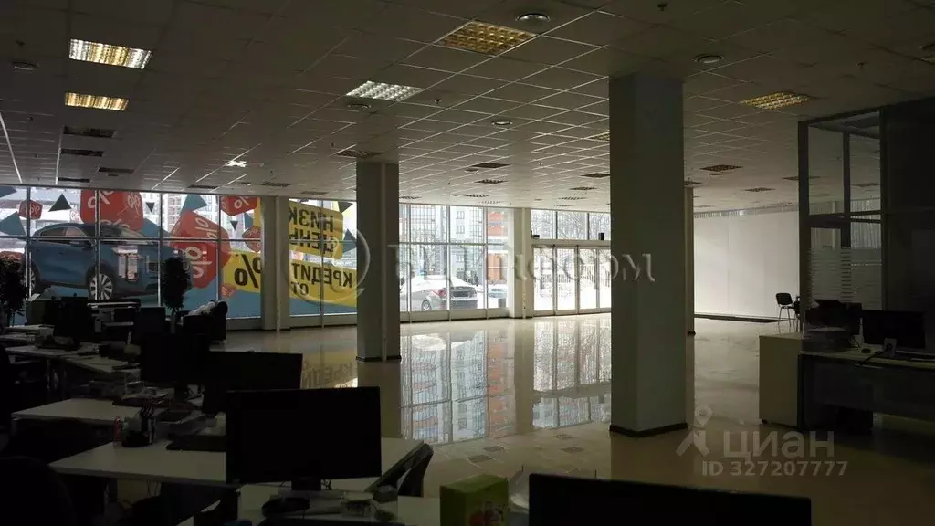 Помещение свободного назначения в Санкт-Петербург дор. Кушелевская, 12 ... - Фото 1