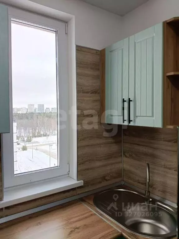 1-к кв. Тюменская область, Тюмень ул. Николая Глебова, 4 (40.0 м) - Фото 2