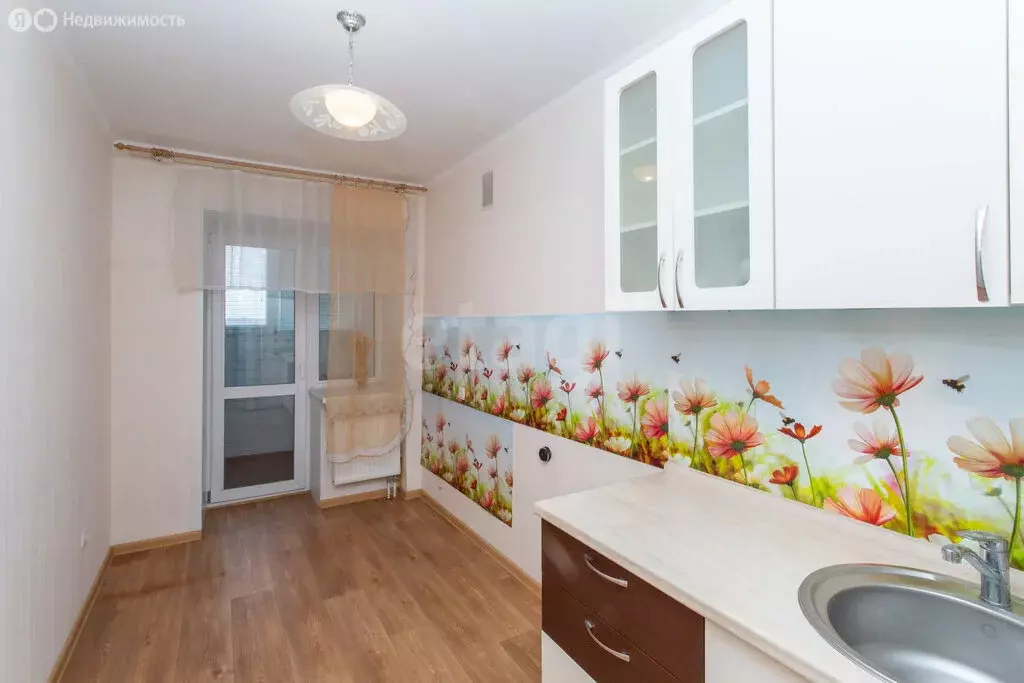 1-комнатная квартира: Тобольск, 7-й микрорайон, 48 (28 м) - Фото 2