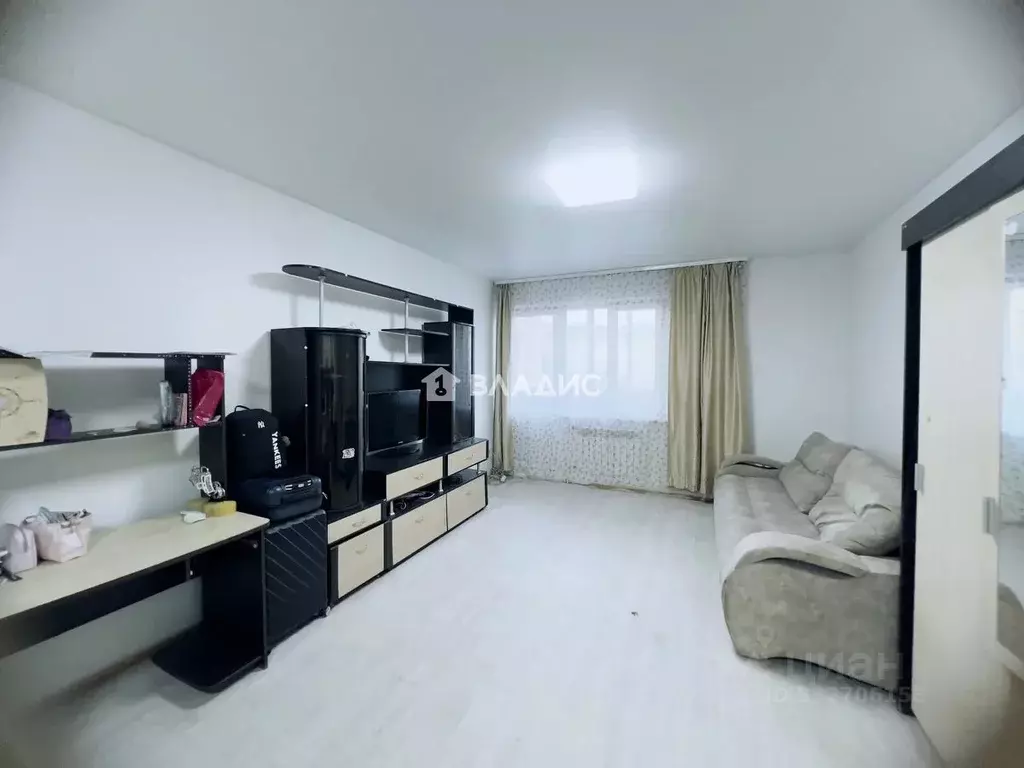 Студия Бурятия, Улан-Удэ ул. Смолина, 63 (34.5 м) - Фото 1