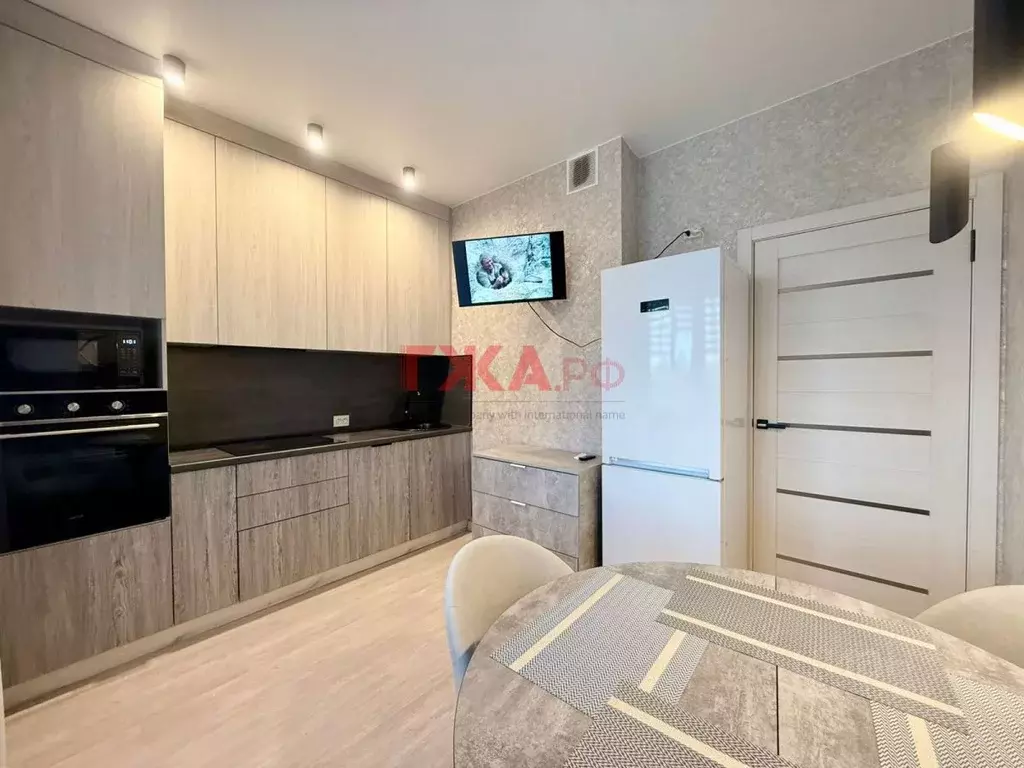 2-к кв. Саха (Якутия), Нерюнгри ул. Лужников, 3/1 (59.5 м) - Фото 2