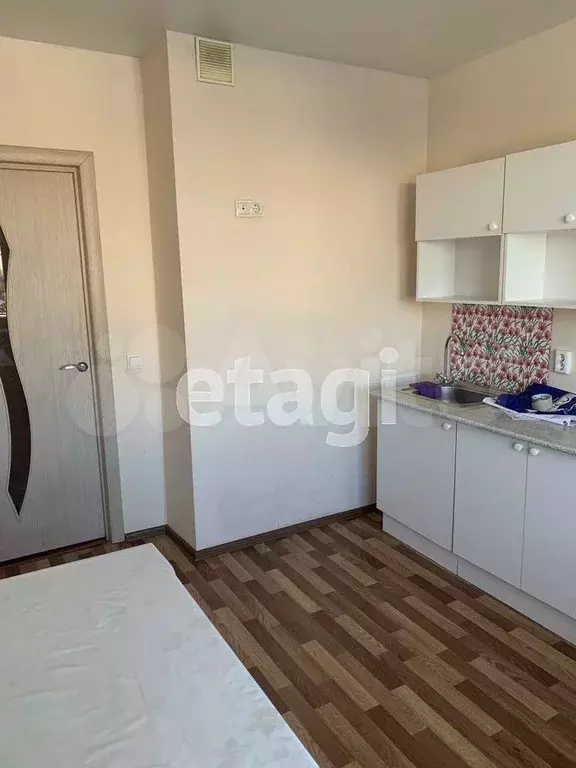 2-к. квартира, 60 м, 5/17 эт. - Фото 1