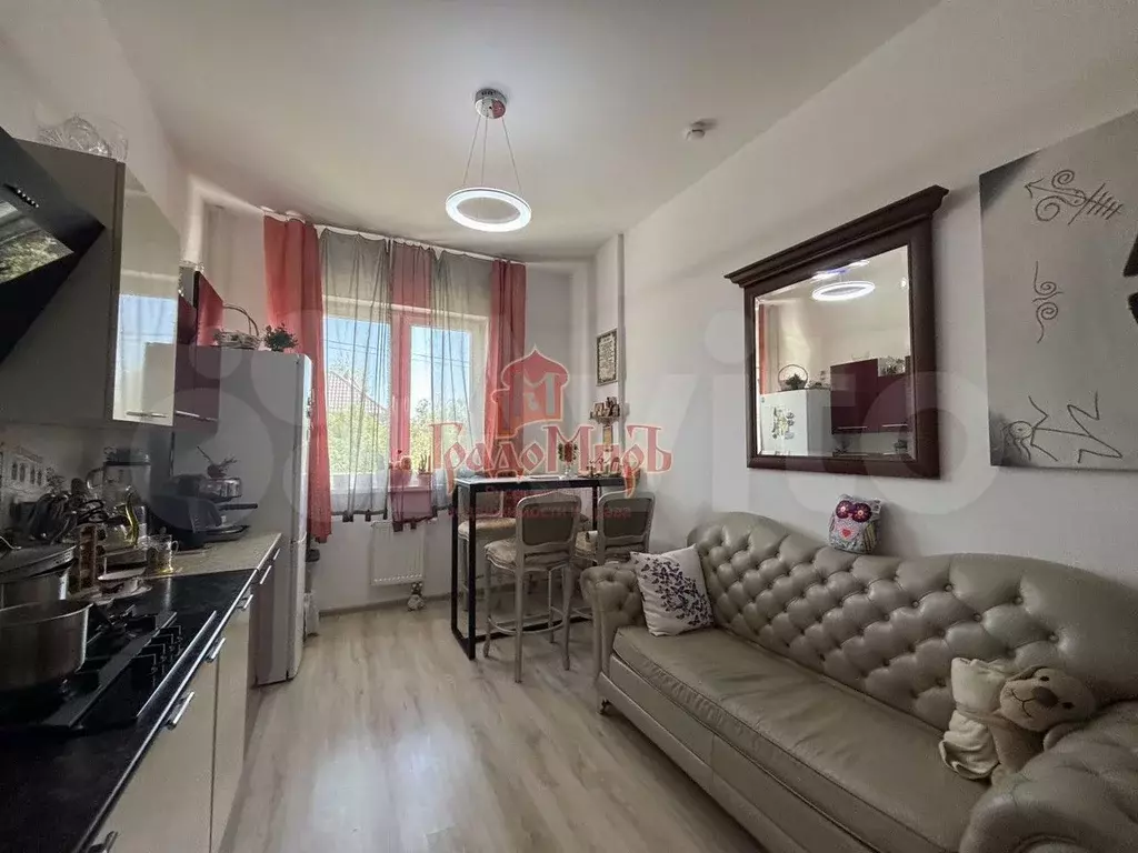 3-к. квартира, 79,5 м, 2/4 эт. - Фото 0