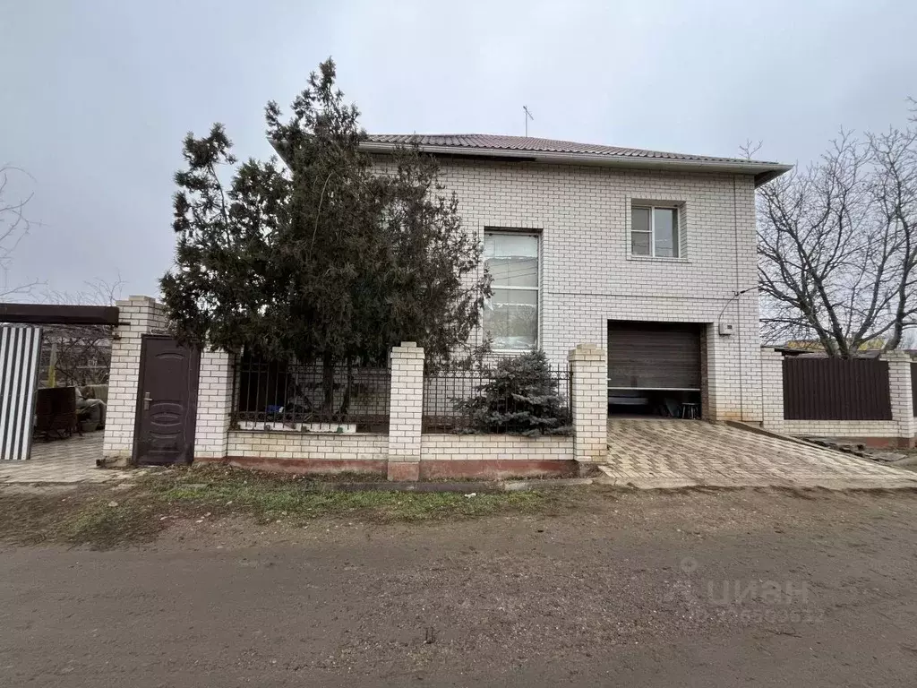 Дом в Астраханская область, Астрахань Локомотив-1 СТ, 76 (145 м) - Фото 1