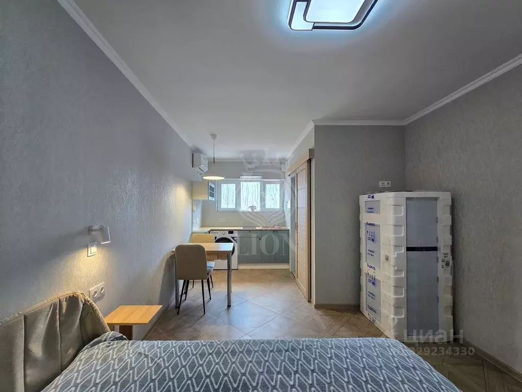 Гараж в Крым, Алушта ул. Октябрьская, 35 (24 м) - Фото 2