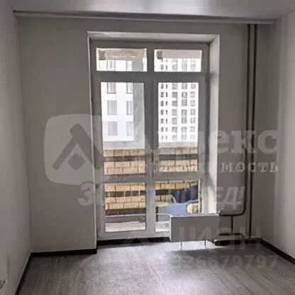 1-к кв. Тюменская область, Тюмень ул. Тимофея Чаркова, 79к3 (34.6 м) - Фото 2