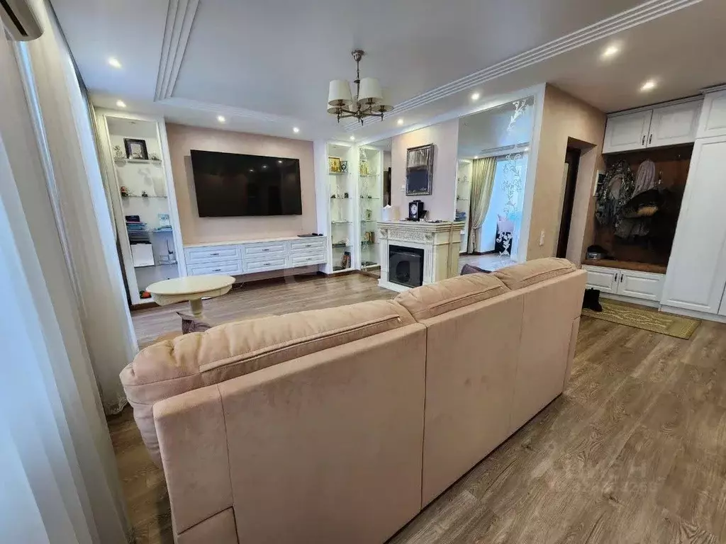 2-к кв. Пензенская область, Пенза Одесская ул., 2В (68.4 м) - Фото 1