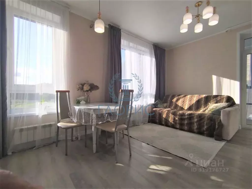 1-к кв. Хакасия, Абакан ул. Комарова, 7Б (51.3 м) - Фото 1