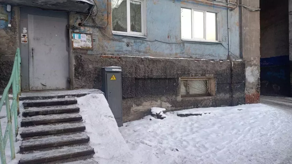 Офис в Мурманская область, Мурманск Октябрьская ул., 27 (23 м) - Фото 1