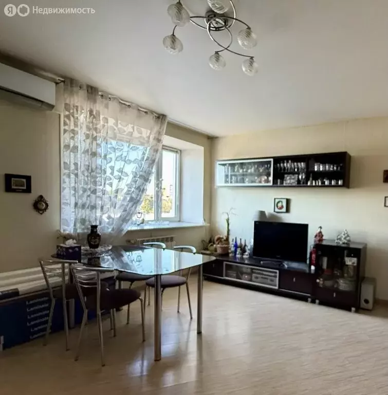 3-комнатная квартира: Орёл, 1-я Посадская улица, 15 (78.4 м) - Фото 1