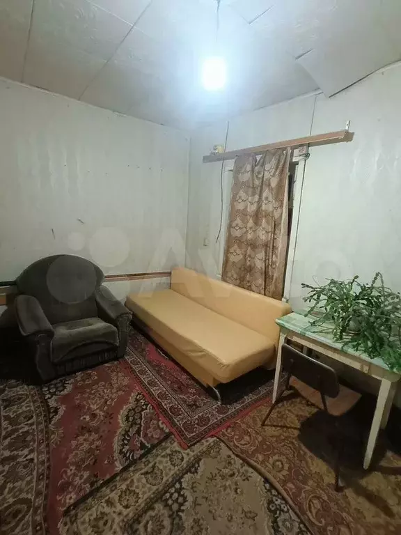 Комната 15 м в 1-к., 1/1 эт. - Фото 0