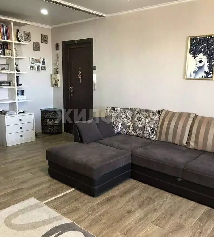 3-к кв. Хакасия, Абакан ул. Пушкина, 25 (65.0 м) - Фото 1