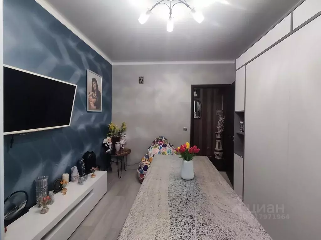 Комната Санкт-Петербург ул. Помяловского, 5 (13.0 м) - Фото 2