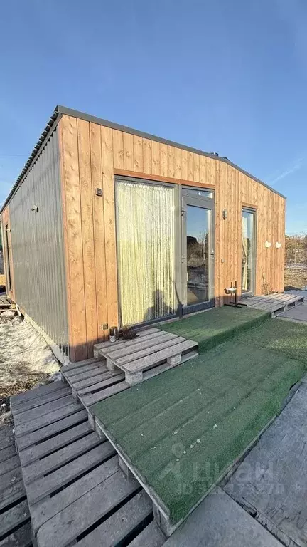 Дом в Омская область, Омск Восток СНТ, аллея 4-я (40 м) - Фото 1