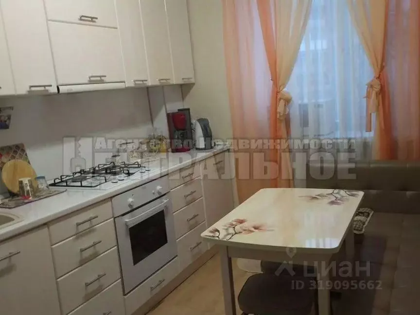 2-к кв. Смоленская область, Смоленск ул. Марии Октябрьской, 18 (48.8 ... - Фото 1
