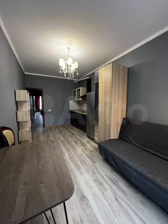 1-к. квартира, 41 м, 1/8 эт. - Фото 0