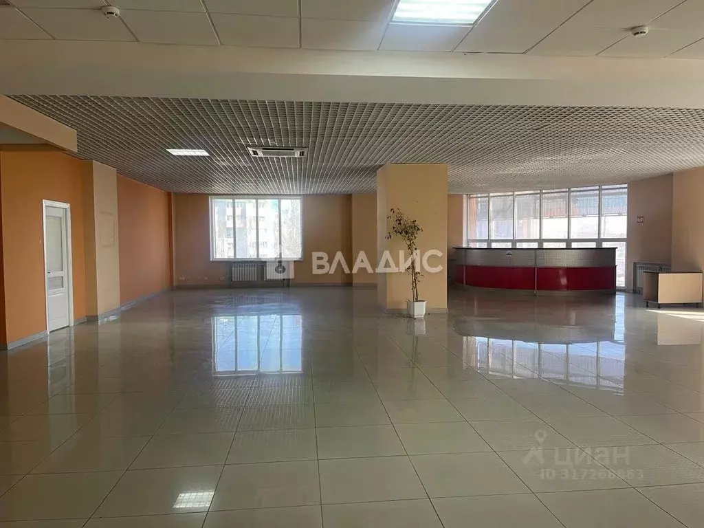 Помещение свободного назначения в Башкортостан, Стерлитамак ул. ... - Фото 1