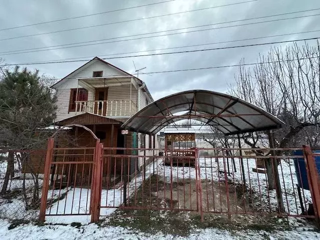 Дом в Волгоградская область, Среднеахтубинский район, Фрунзенское ... - Фото 1