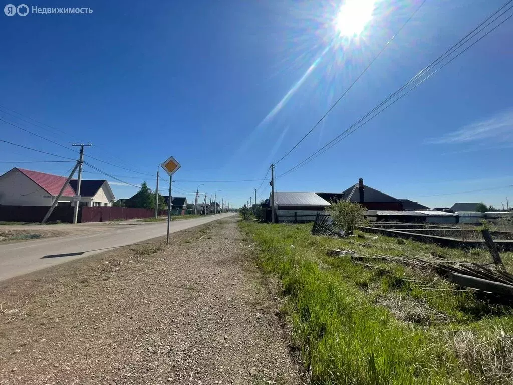 Участок в село Хомутово, Сиреневая улица (32 м) - Фото 0
