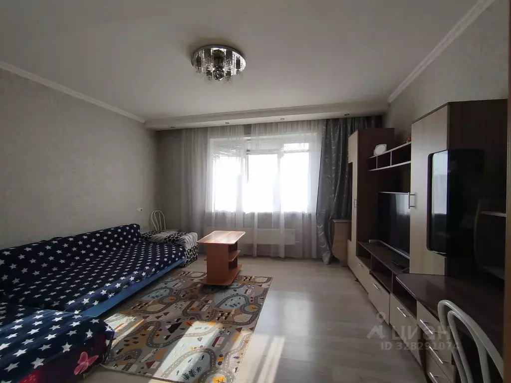 2-к кв. Красноярский край, Красноярск просп. Металлургов, 51 (53.6 м) - Фото 1