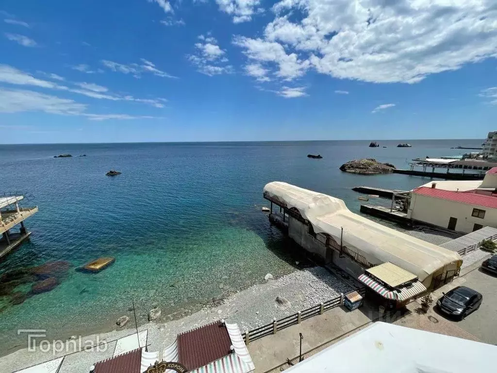Таунхаус в Крым, Алушта муниципальный округ, пос. Утес ул. Гагариной, ... - Фото 2
