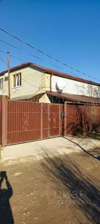 Коттедж в Ставропольский край, Михайловск Шпаковский район, заезд ... - Фото 1