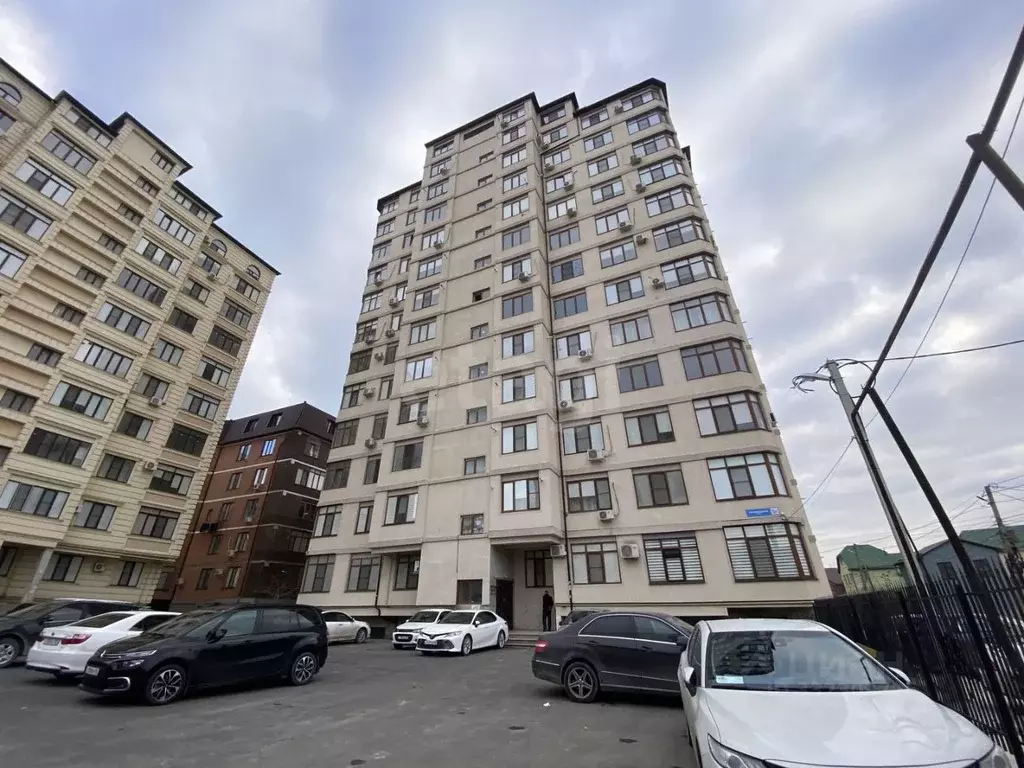 Торговая площадь в Дагестан, Махачкала М-5 мкр, ул. Просвещения, 5Бк1 ... - Фото 1