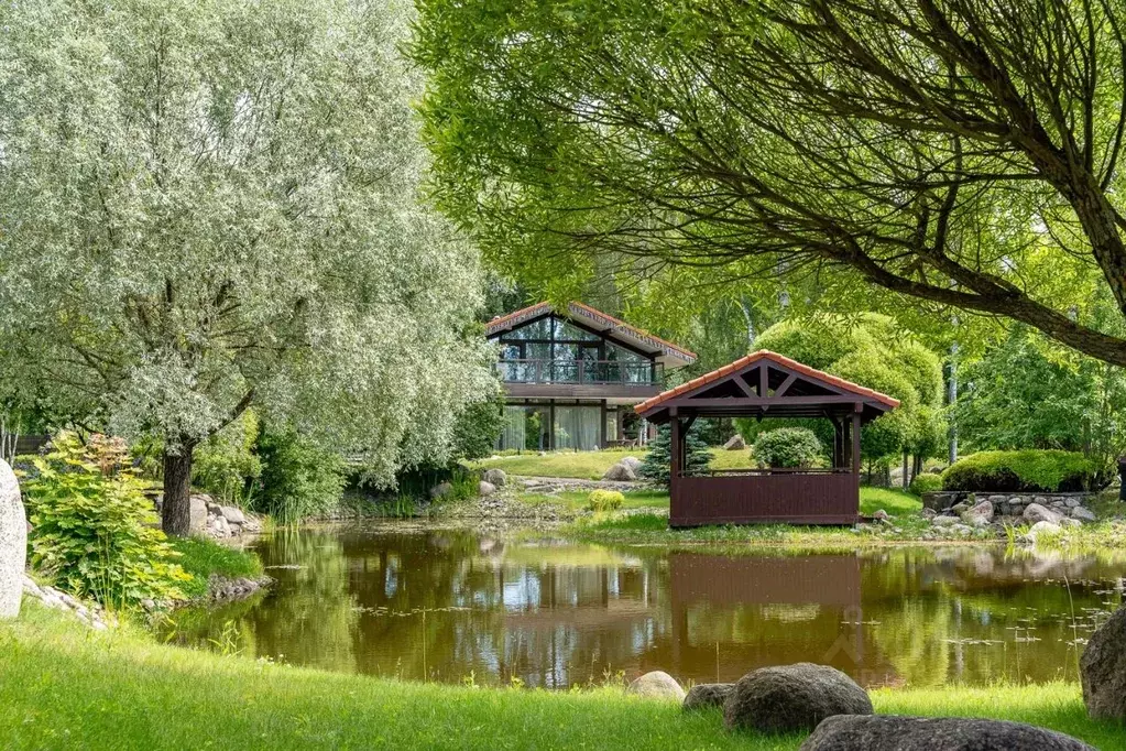 Коттедж в Санкт-Петербург пос. Солнечное, ул. Вокзальная, 5с1 (637 м) - Фото 1