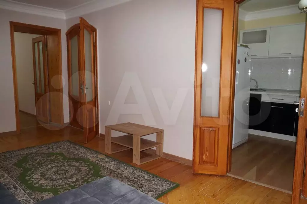 3-к. квартира, 55 м, 1/5 эт. - Фото 1