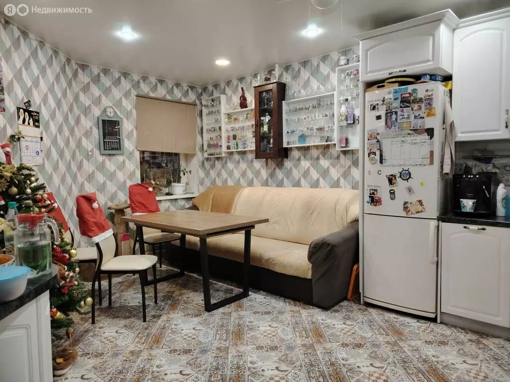 3-комнатная квартира: посёлок Шушары, Новгородский проспект, 10 (84.5 ... - Фото 2