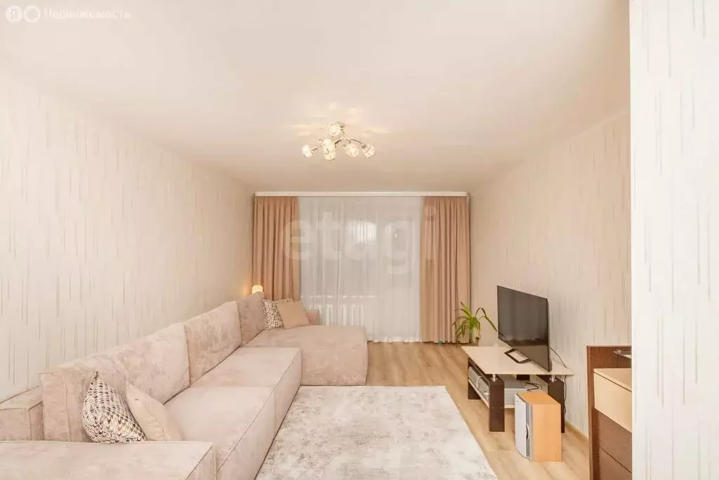 3-комнатная квартира: Ишим, Сургутская улица, 4 (68.2 м) - Фото 2