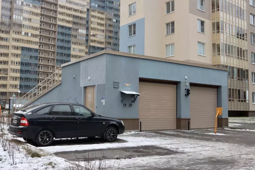 Гараж в Санкт-Петербург ул. Верхне-Каменская, 3к1 (13 м) - Фото 0