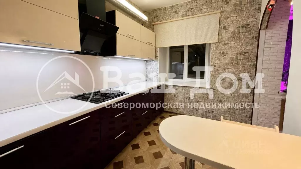 2-к кв. Мурманская область, Североморск ул. Сафонова, 13 (71.0 м) - Фото 2