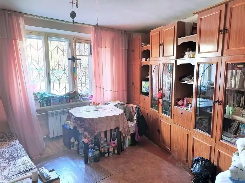 Комната Челябинская область, Челябинск ул. Комарова, 112 (16.5 м) - Фото 0