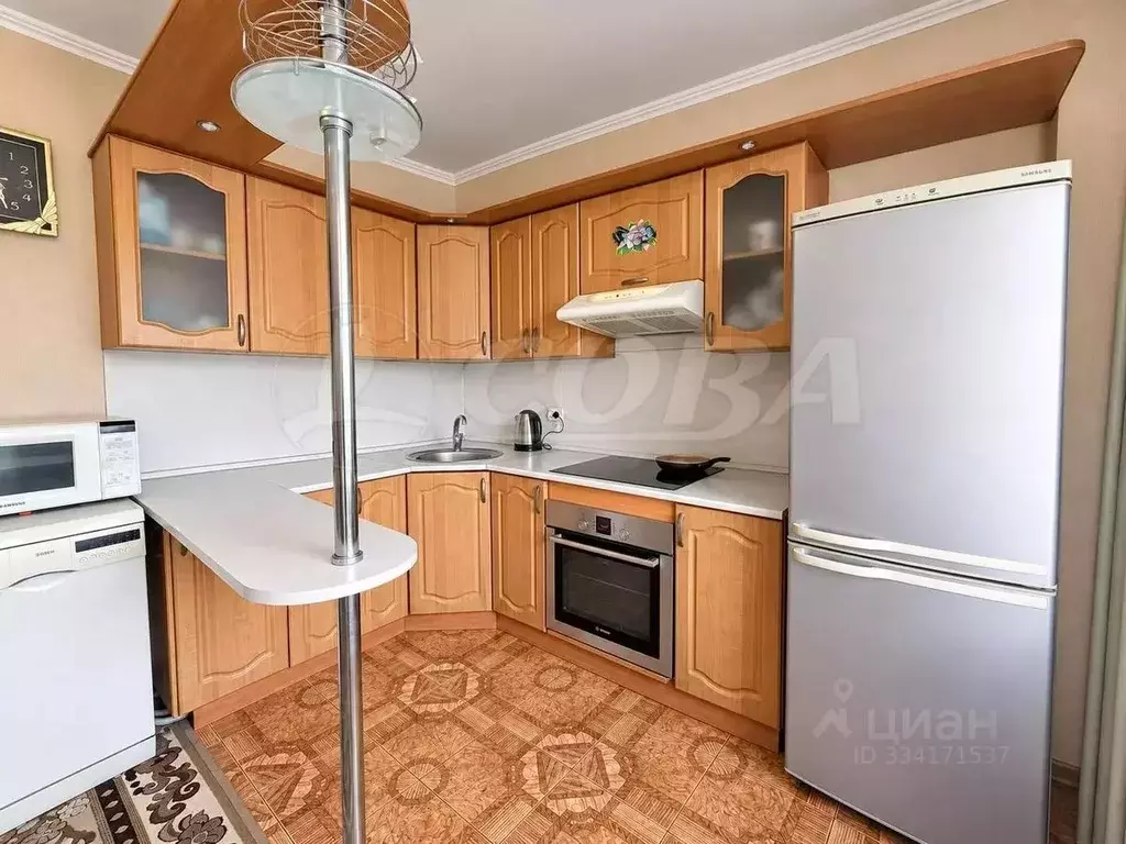 1-к кв. Тюменская область, Тюмень Олимпийская ул., 9/3 (44.9 м) - Фото 1