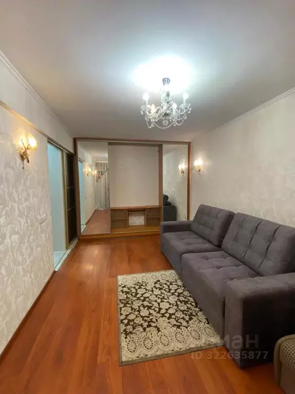 2-к кв. Омская область, Омск Заозерный мкр, ул. Глинки, 4Б (50.0 м) - Фото 2