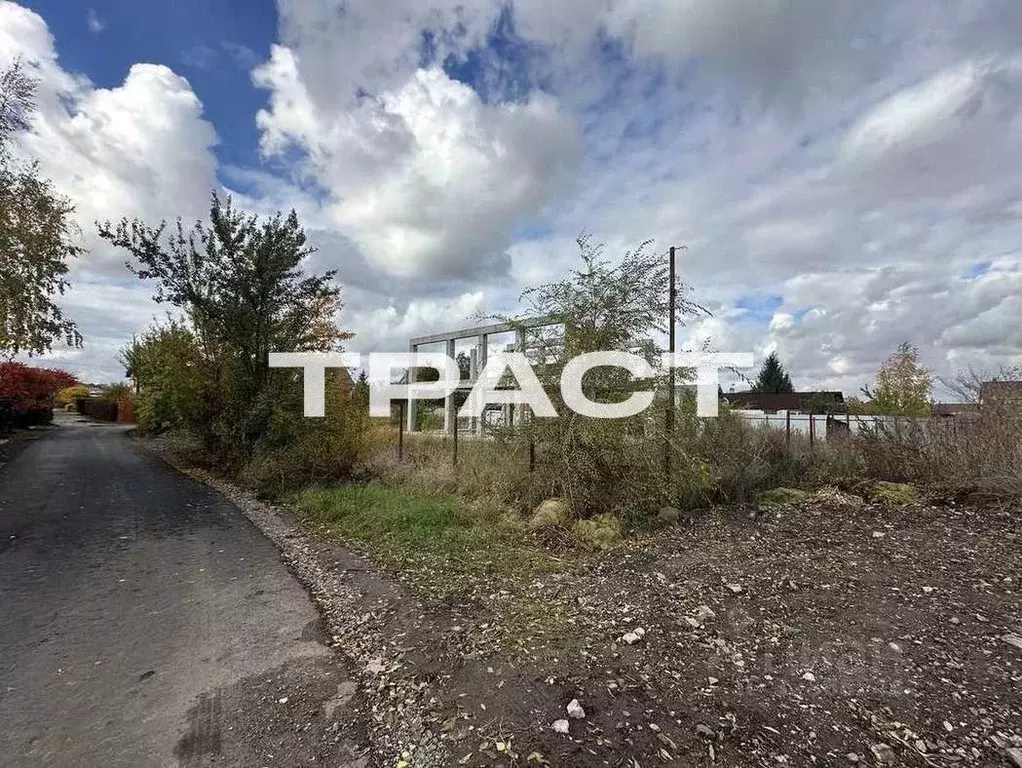 Участок в Воронежская область, Новоусманский район, пос. Отрадное ул. ... - Фото 1