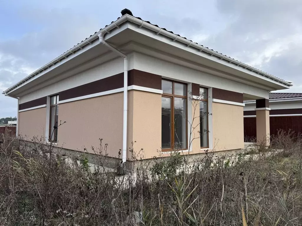 Коттедж в Крым, Симферопольский район, Мирновское с/пос, с. ... - Фото 2