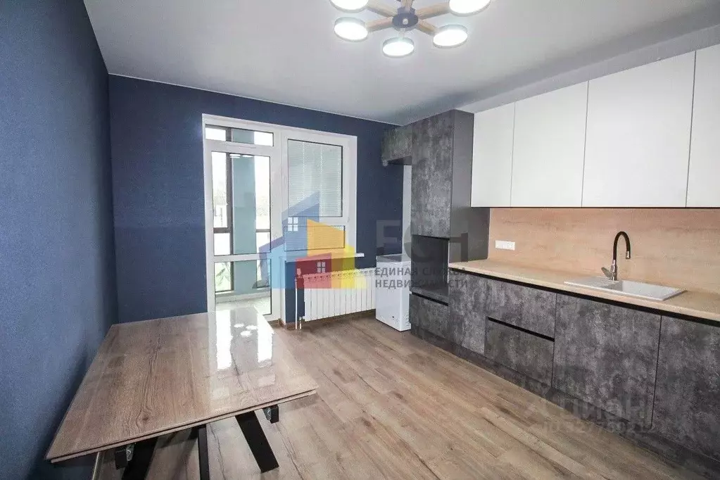 1-к кв. Тульская область, Тула проезд 2-й Клинской, 8 (53.0 м) - Фото 1