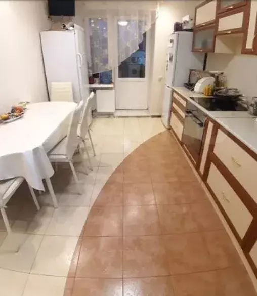 Продаётся 2-к квартира, 69 м - Фото 0