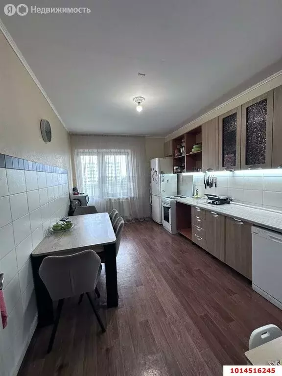 3-комнатная квартира: Краснодар, Прикубанский внутригородской округ, ... - Фото 1
