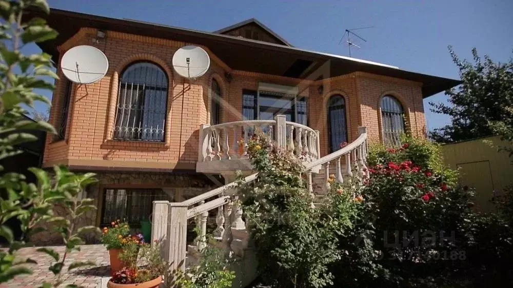 Дом в Ставропольский край, Пятигорск Краснослободская ул. (364 м) - Фото 1
