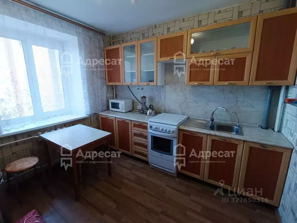 3-к кв. Волгоградская область, Волгоград ул. Гвоздкова, 20 (65.5 м) - Фото 2