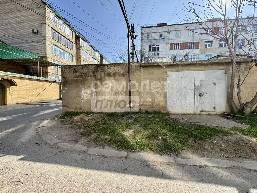 Участок в Дагестан, Дербент ул. Имени Надыра Эмиргамзаева (1.0 сот.) - Фото 0