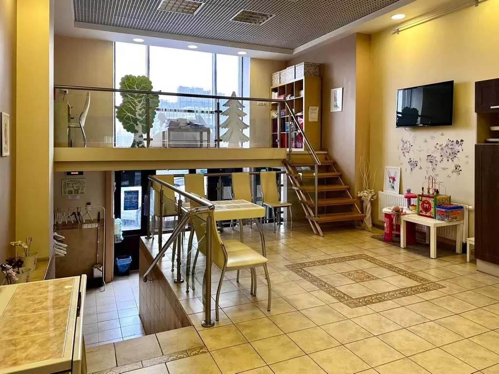 Помещение свободного назначения в Санкт-Петербург ул. Есенина, 1к1 ... - Фото 1