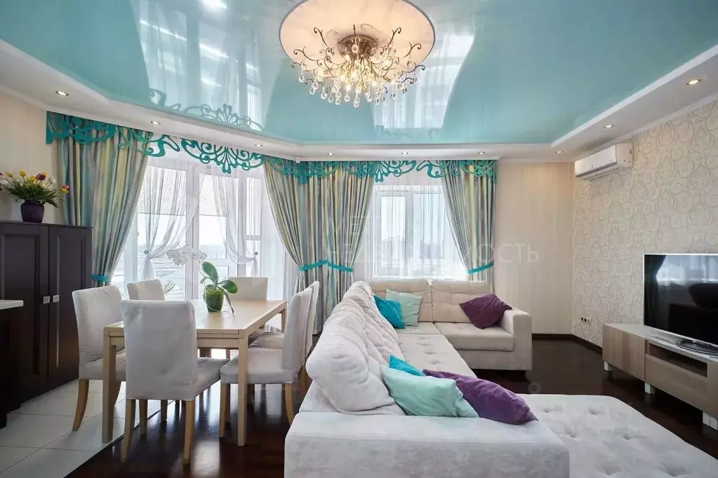 3-к кв. Тюменская область, Тюмень ул. Герцена, 82/1 (110.2 м) - Фото 1