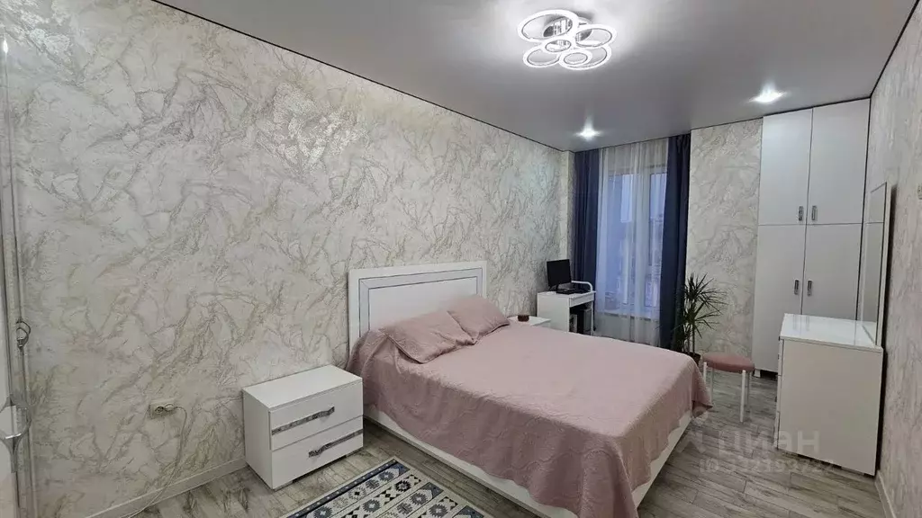 1-к кв. Кабардино-Балкария, Нальчик ул. Тлостанова (50.0 м) - Фото 1