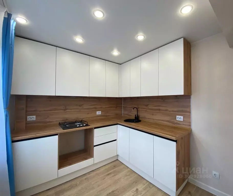 3-к кв. Омская область, Омск Нефтезаводская ул., 38А (59.0 м) - Фото 2