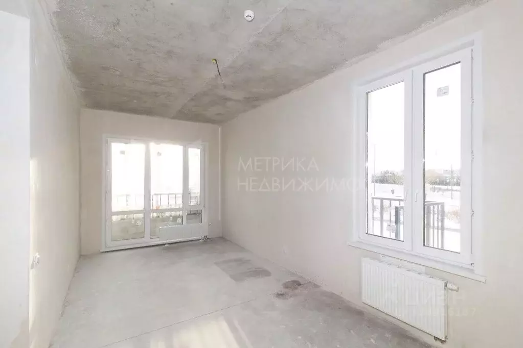 2-к кв. Тюменская область, Тюмень ул. Анатолия Клиндюка, 3 (57.3 м) - Фото 1